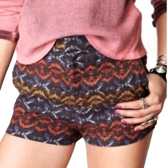 Free People Linen Blend Tribal Aztec Print Shorts Size 6 - Picture 1 of 11